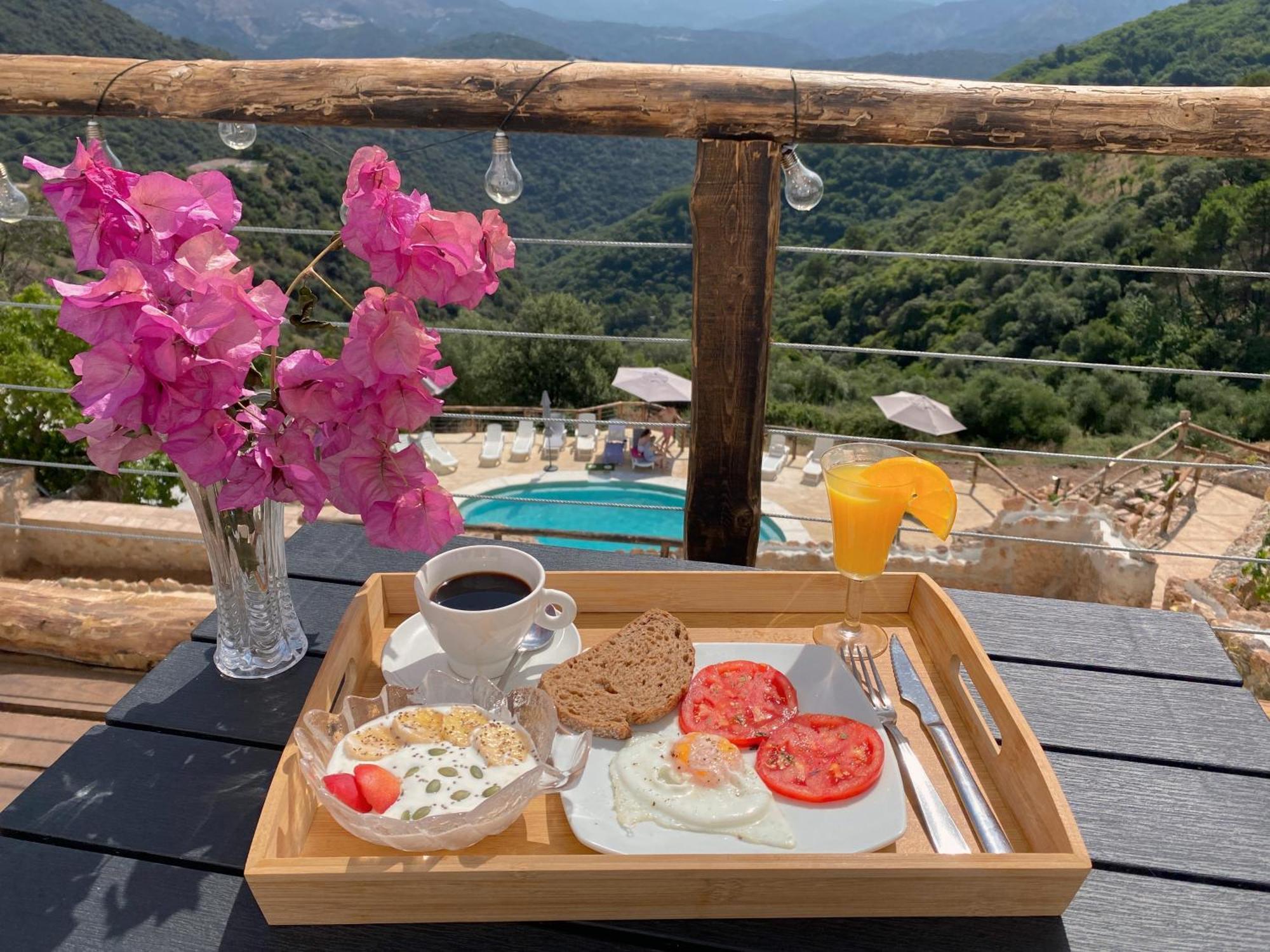 Hotel Almeji Benadalid Zewnętrze zdjęcie